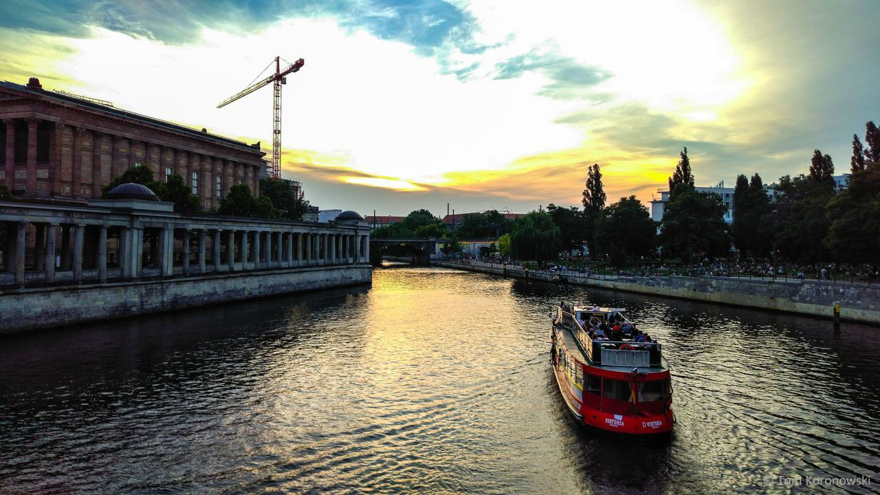 Bridges of Berlin: 3-Hour Evening Boat Tour